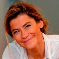 Karen HUGÉ