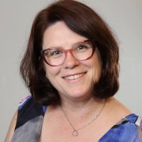 Stephanie Holder, Mba