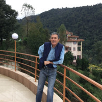 Fariborz Niroomand