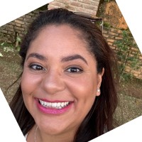 Leide Oliveira