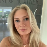 Ella Olá