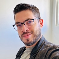 Lisandro Beneventano (El/He)
