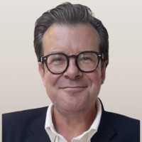 Dr. Alexander Ploghaus