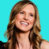 Alison McCauleyAlison McCauley is an Influencer