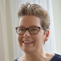 Karin Tóth