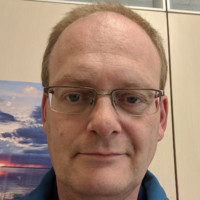Robin Larsen