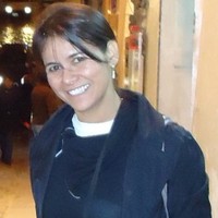Ronia Cristina Reis de Almeida