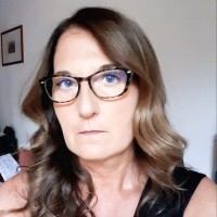 Elvia Genitori