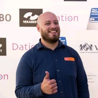 Robbert Van Velzen