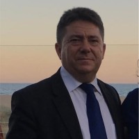 Tomás López