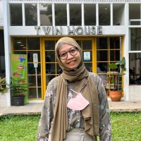 Henny Sulistiowati