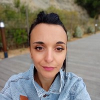 Estelle AVERNA