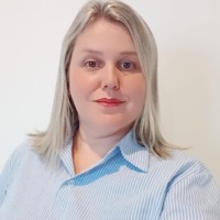 Mislene Benini Lima Lins