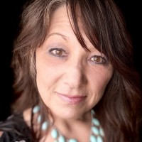 Stephanie Reynolds, EA