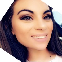 Jewelle Flores