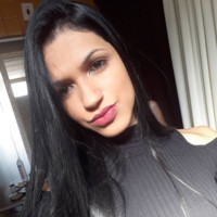Stefanie Oliveira