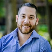 Joshua Metzger, Pla, Asla