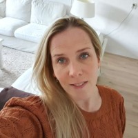 Jenifer Van Dijk