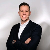 Maximilian M.