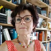 Isabelle PETIT