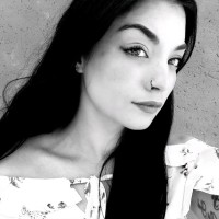 Sasha Jade Roman