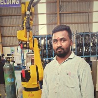 Yogeshwaran R