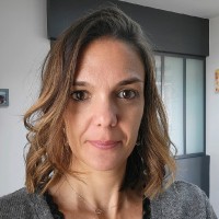 Claire Almeida