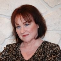 Debra Luke