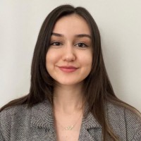Özge Yağmur Akbayrak