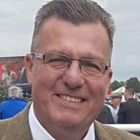 Chris Ayres