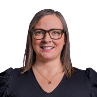 Karen Gamperl, Mpa