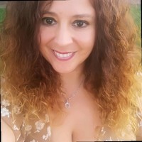 Mimi M.