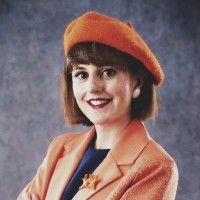 Holly Foster