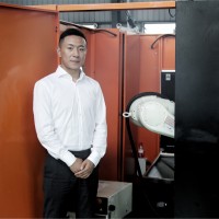 YiQiu Wu