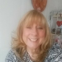 Suzanne Diamond