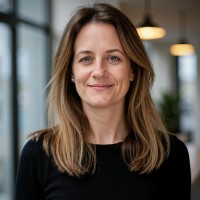Rachelle Longstaff