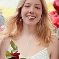 Raina Yowell