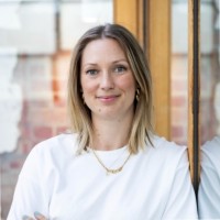 Lauren Capelin