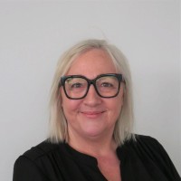 Julie Holder
