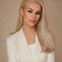 Ana Ćuk