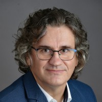 Robert Hollo