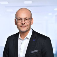 Oliver Prowald
