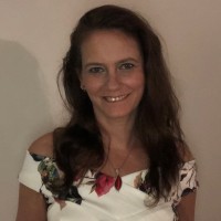Karin van der Stoop