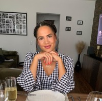 Jolina Stawizki