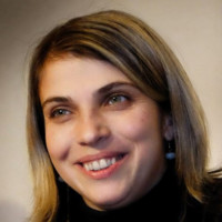 Suzana Dobre