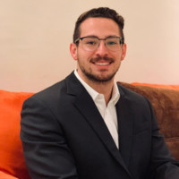 Luis Gilberto Gómez De Castro Carneiro