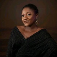 Lauren Eze - Digital Marketer