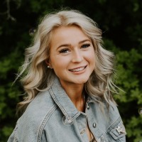 Elizabeth Larcenaire