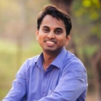 Pravin Desai, Pmp