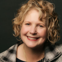 Ruth Everhart